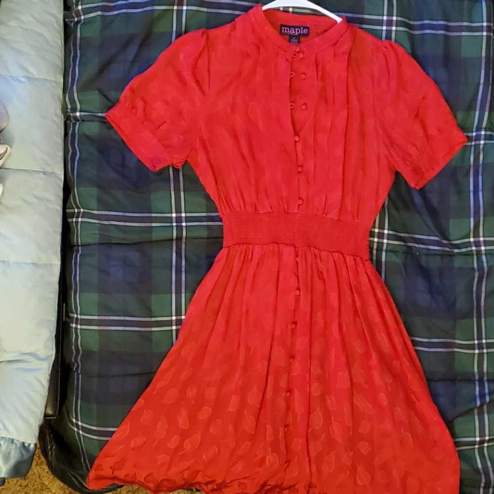 Red leaf pattern dress